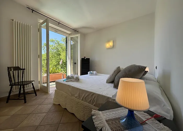 Mareluna Stylish Waterfront With Pool Near Sandy Beaches Villa San Terenzo