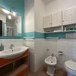 Mareluna Stylish Waterfront With Pool Near Sandy Beaches Βίλα