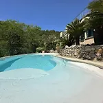Βίλα Mareluna Stylish Waterfront With Pool Near Sandy Beaches *