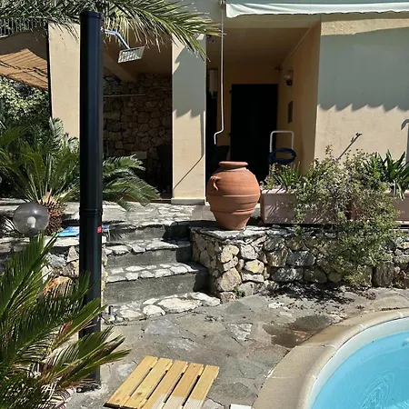 Mareluna Stylish Waterfront With Pool Near Sandy Beaches Villa San Terenzo
