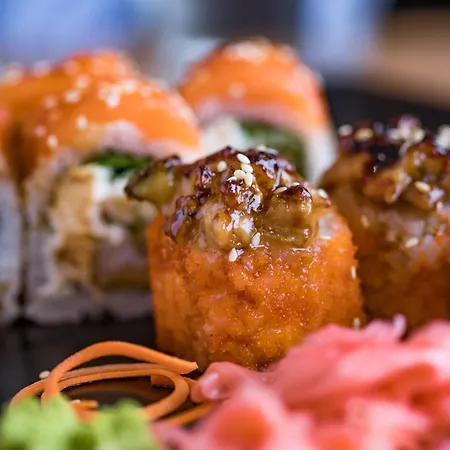 Mareluna Stylish Waterfront With Pool Near Sandy Beaches فيلة سان تيرينزو