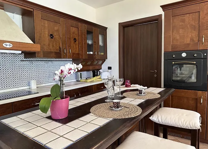 Mareluna Stylish Waterfront With Pool Near Sandy Beaches San Terenzo