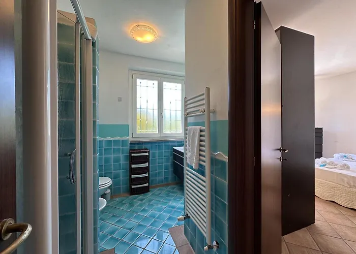 Mareluna Stylish Waterfront With Pool Near Sandy Beaches Villa San Terenzo