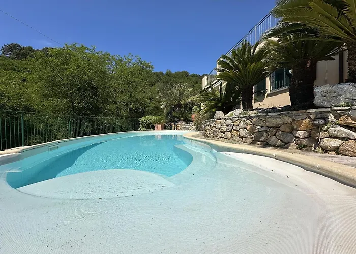 Villa Mareluna Stylish Waterfront With Pool Near Sandy Beaches *